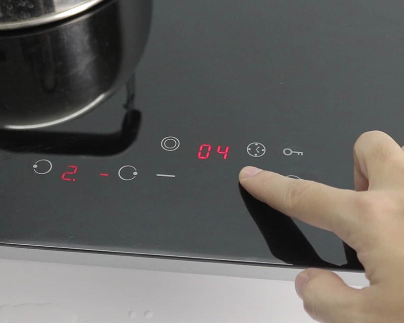 Cách bật/tắt bếp từ Bosch